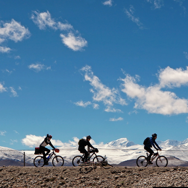Tibet bike tura