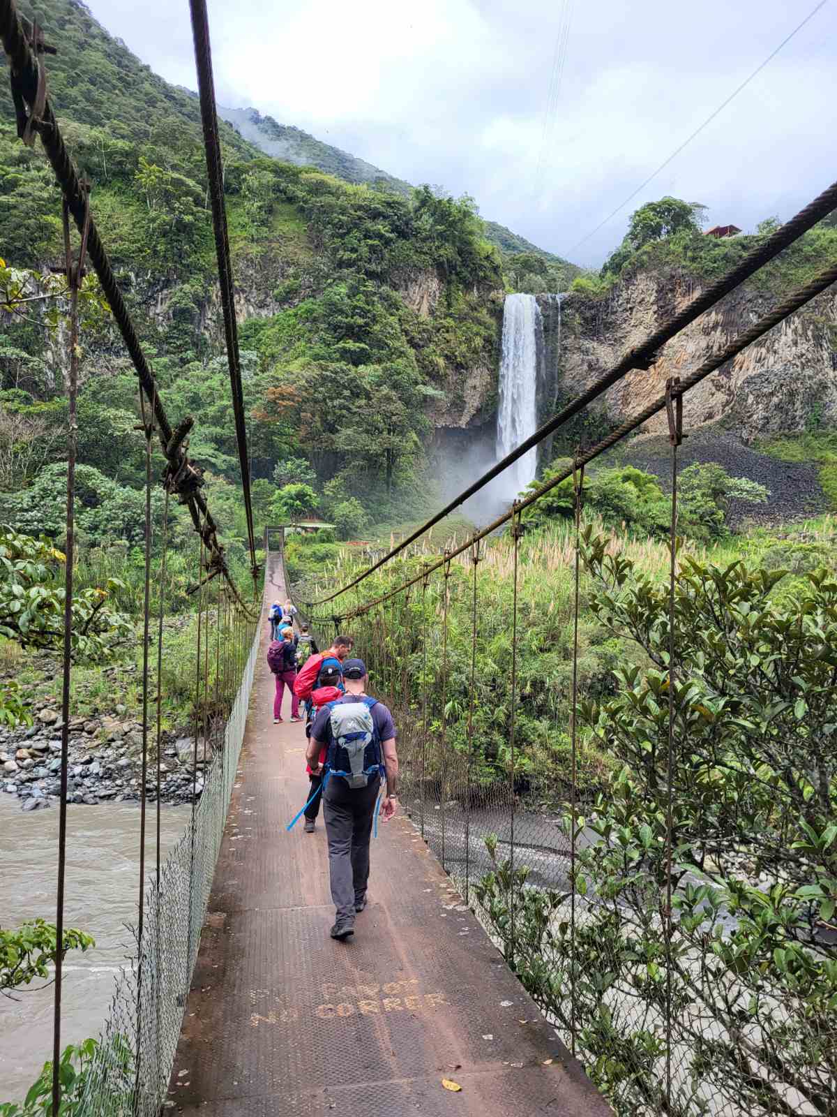 Bridge in Baños
